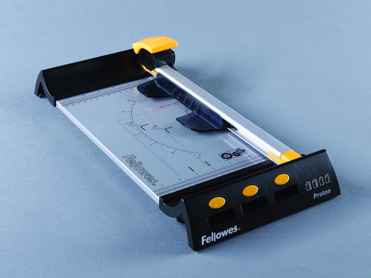 Fellowes Proton A4/120 paper cutter 10 sheets