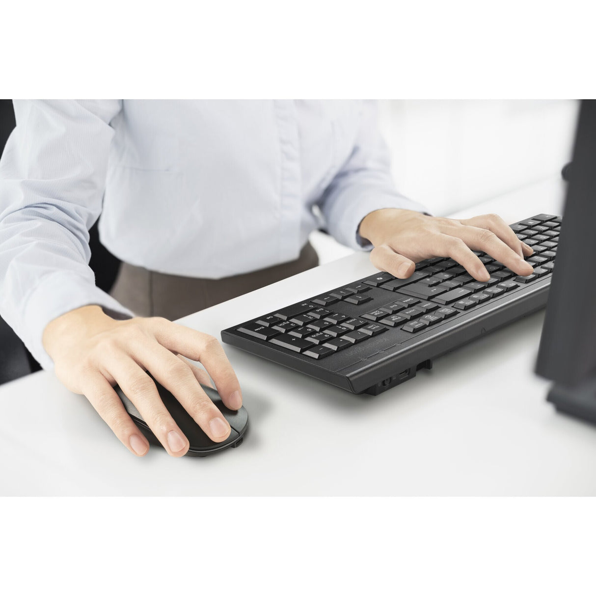 Kensington KM270 EQ Rechargeable Desktop Set – Wireless