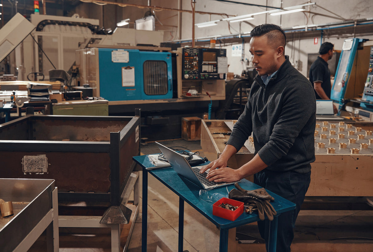 HP Elite x360 830 G10 Intel® Core™ i5 i5-1335U Hybrid (2-in-1) 33.8 cm (13.3") Touchscreen WUXGA 16 GB LPDDR5-SDRAM 512 GB SSD Wi-Fi 6E (802.11ax) Windows 11 Pro Silver