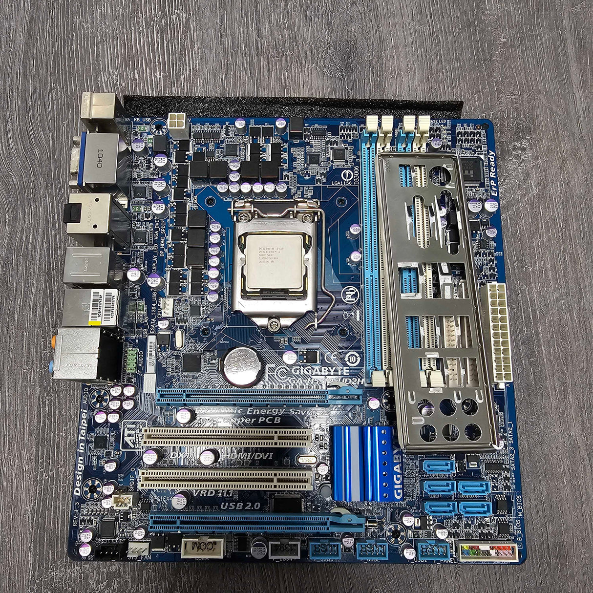 Gigabyte GA-H55M-UD2H Motherboard i3-560