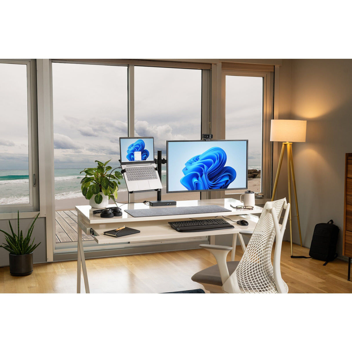 Kensington EQ 16" Laptop Backpack