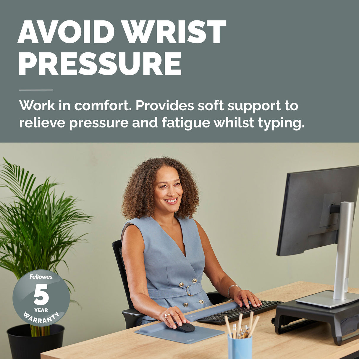 Fellowes Keyboard Wrist Rest Breyta Keyboard Wrist Support with Antibacterial Protection Ergonomic Wrist Support Marine