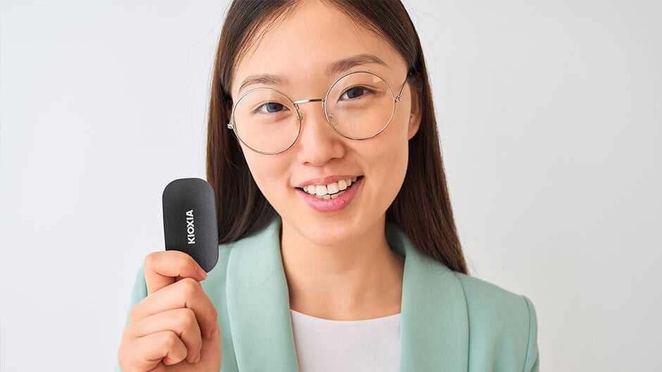 Kioxia Exceria Plus G2 1 TB USB Type-C 3.2 Gen 2 (3.1 Gen 2) Black