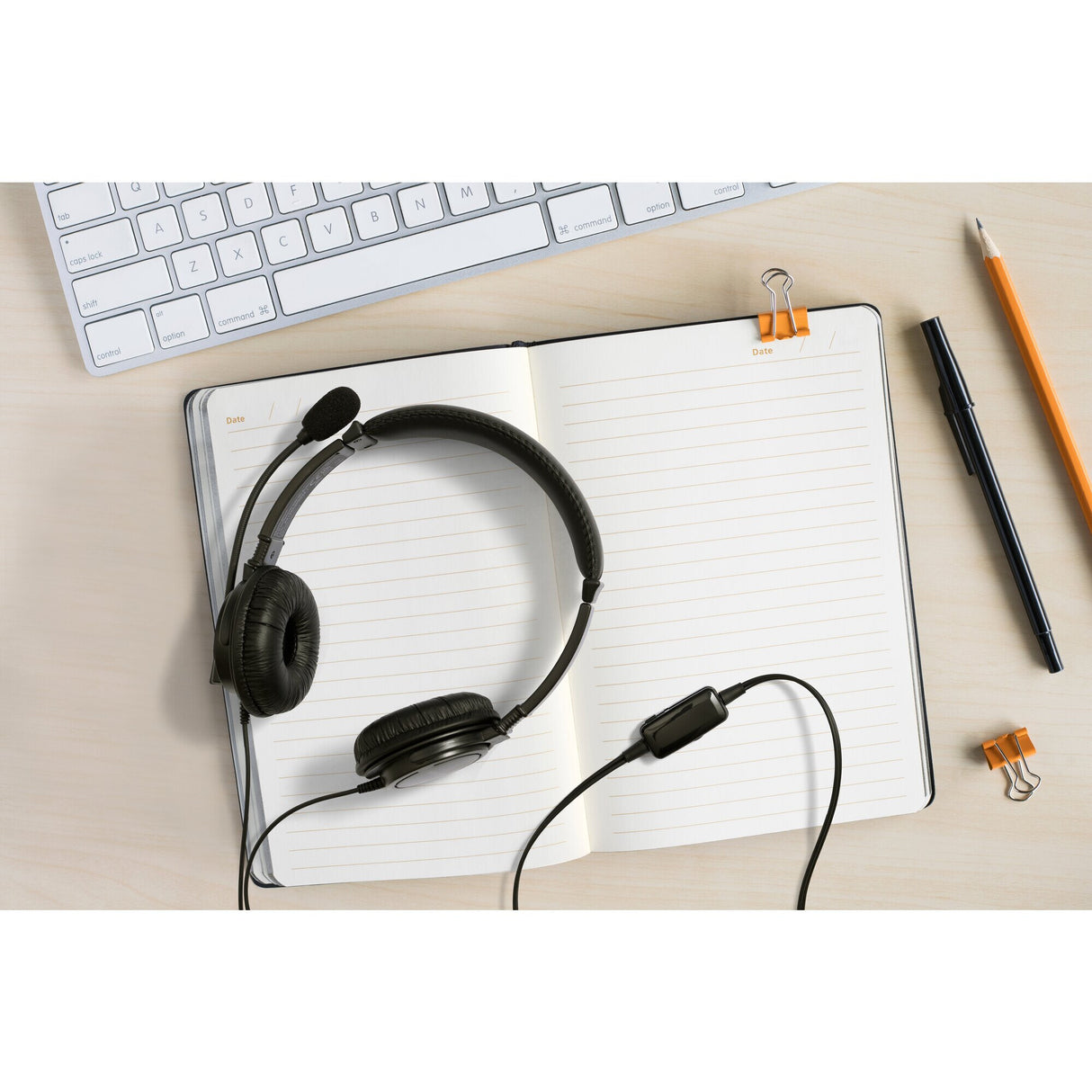 Kensington Classic 3.5mm Headset with Mic and Volume Control