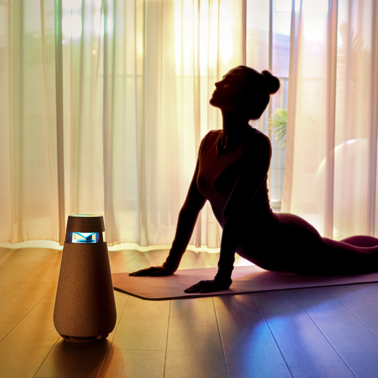 LG XO3QBK.DGBRLLK portable/party speaker Mono portable speaker Black