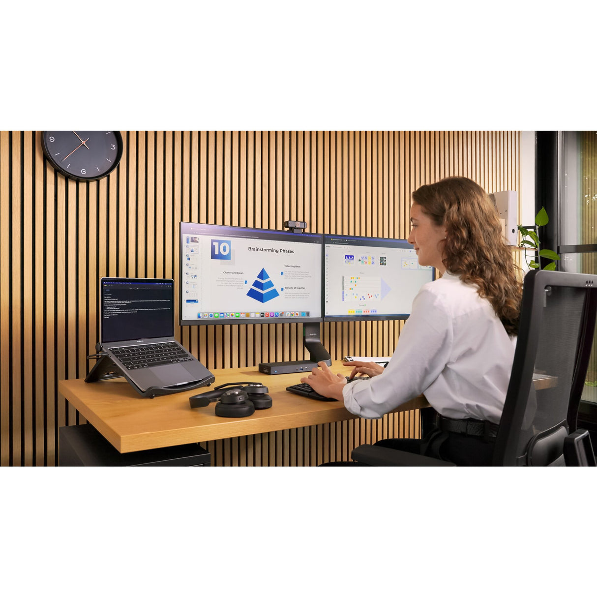 Kensington SmartFit Space-Saving Dual Monitor Arm
