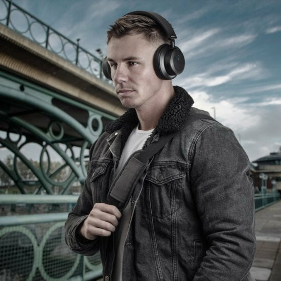 Lindy BNX-100XT Wireless Hybrid Noise Cancelling Headphones with aptX