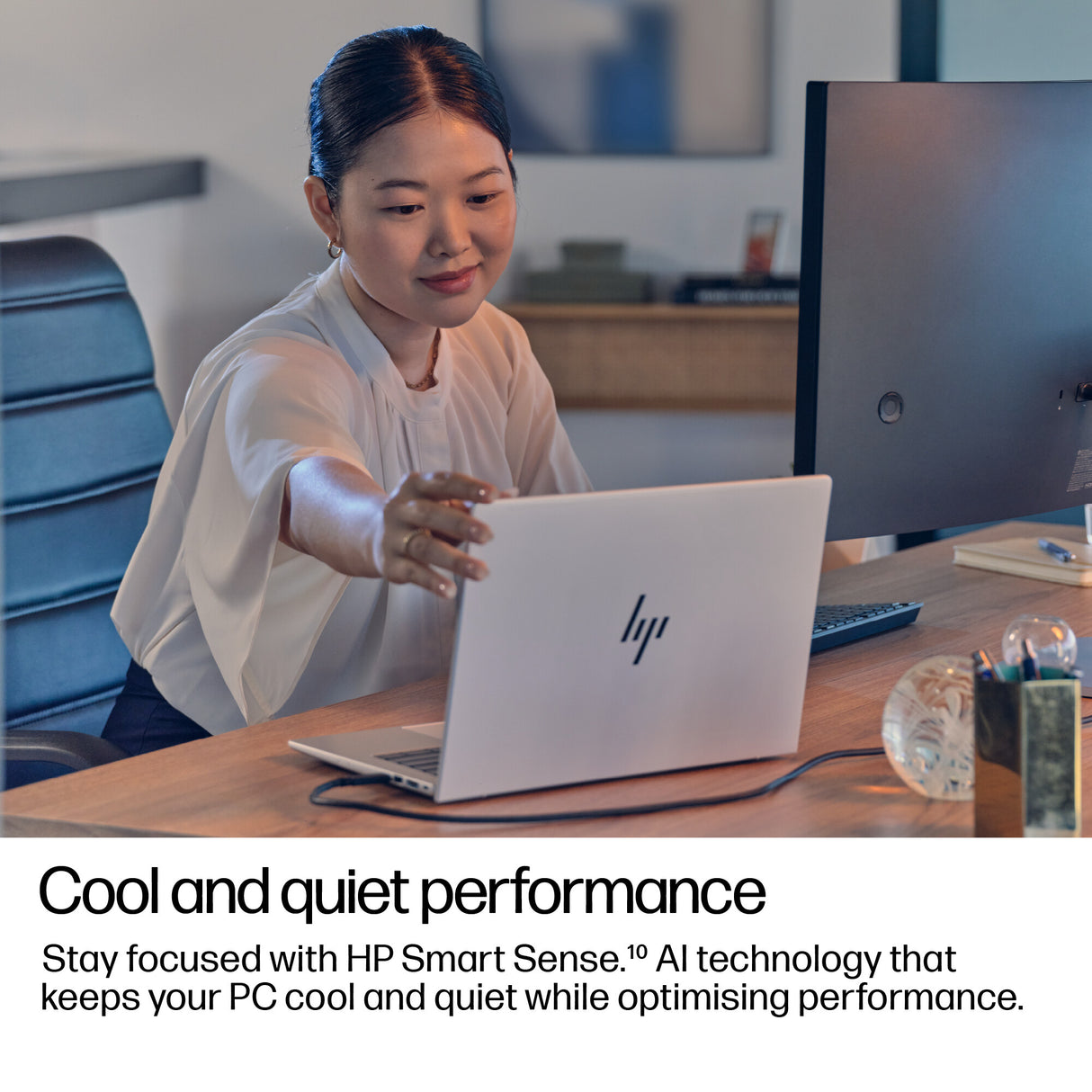 HP EliteBook 8 G1a Next Gen AI PC Copilot+ PC AMD Ryzen AI 5 340 Laptop 35.6 cm (14") WUXGA 16 GB DDR5-SDRAM 512 GB SSD Wi-Fi 7 (802.11be) Windows 11 Pro Silver