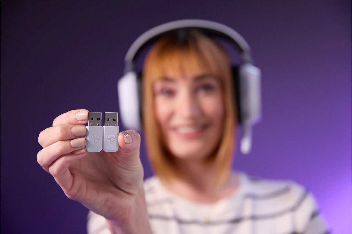 Turtle Beach Stealth 700 White PlayStation Wireless Gaming Headset with up to 80 hour Battery, Bluetooth, Dual Transmitters and 60mm Speakers for PS5, PS4, PC and Mobile