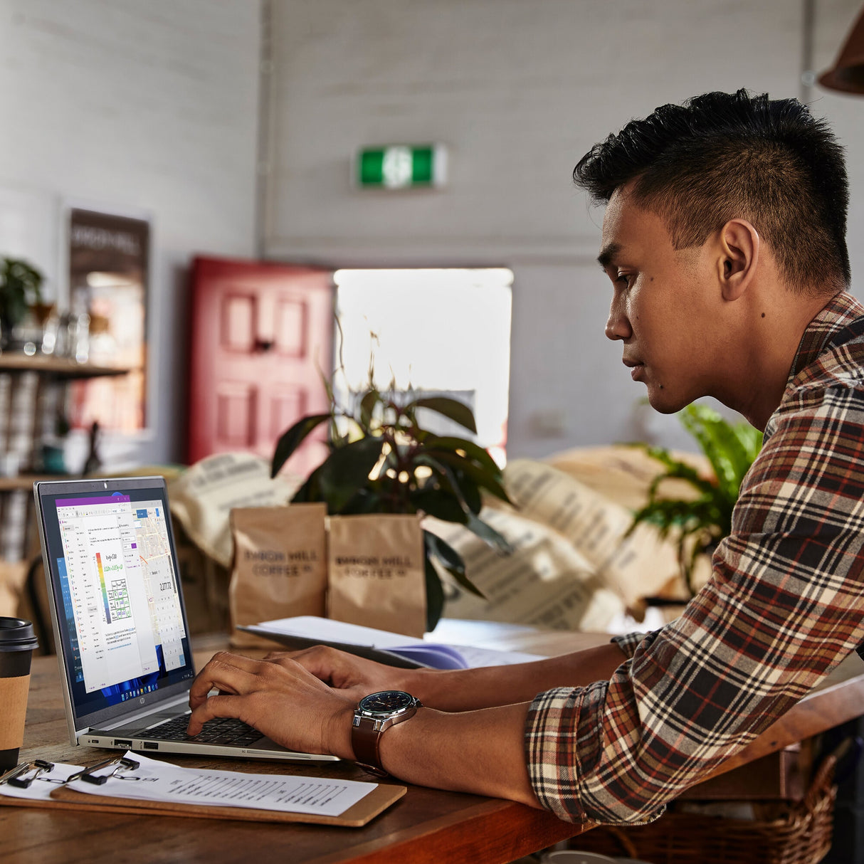 HP ProBook 455 15.6 G9 AMD Ryzen™ 5 5625U Laptop 39.6 cm (15.6") Full HD 16 GB DDR4-SDRAM 512 GB SSD Wi-Fi 6 (802.11ax) Windows 11 Pro Silver