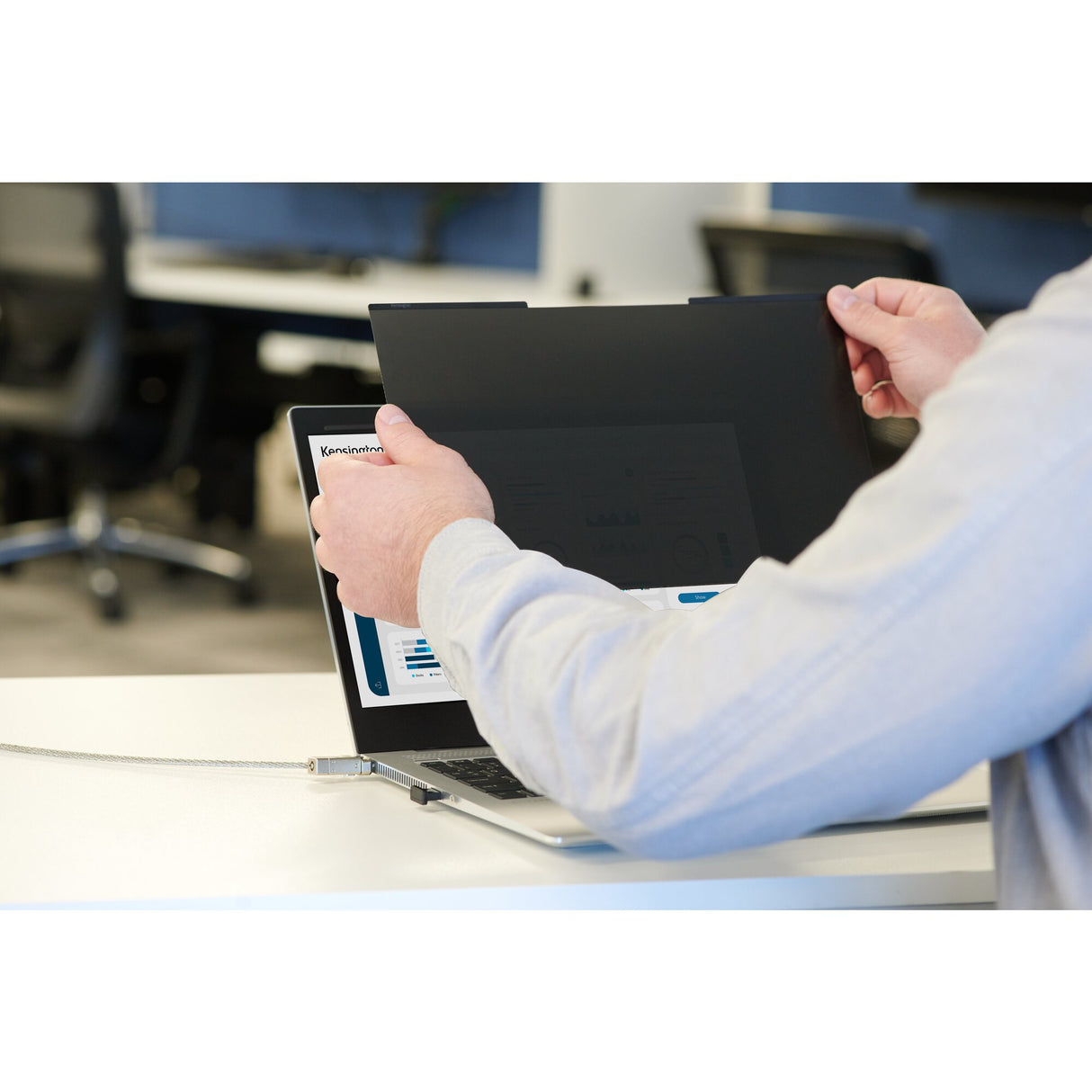 Kensington MagPro Magnetic Privacy Screen Filter for Laptops 12.5" (16:9)