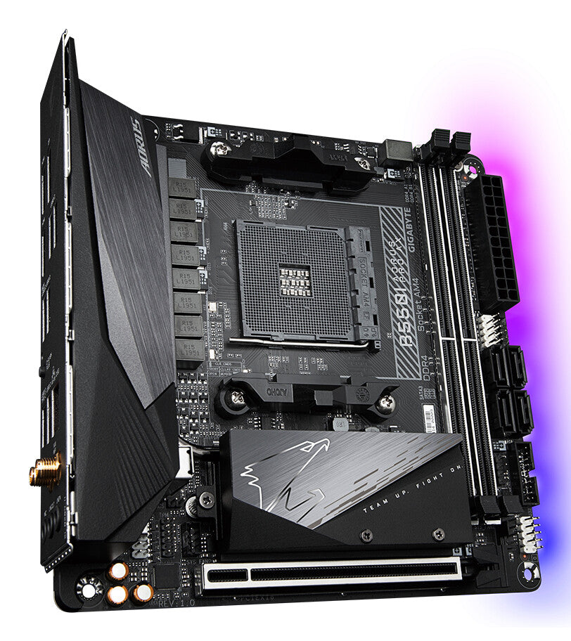Carte mère Gigabyte B550I AORUS PRO AX AMD Socket AM4 Mini ITX double HDMI/DIsplayPort M.2 RGB USB 3.2 Type-C