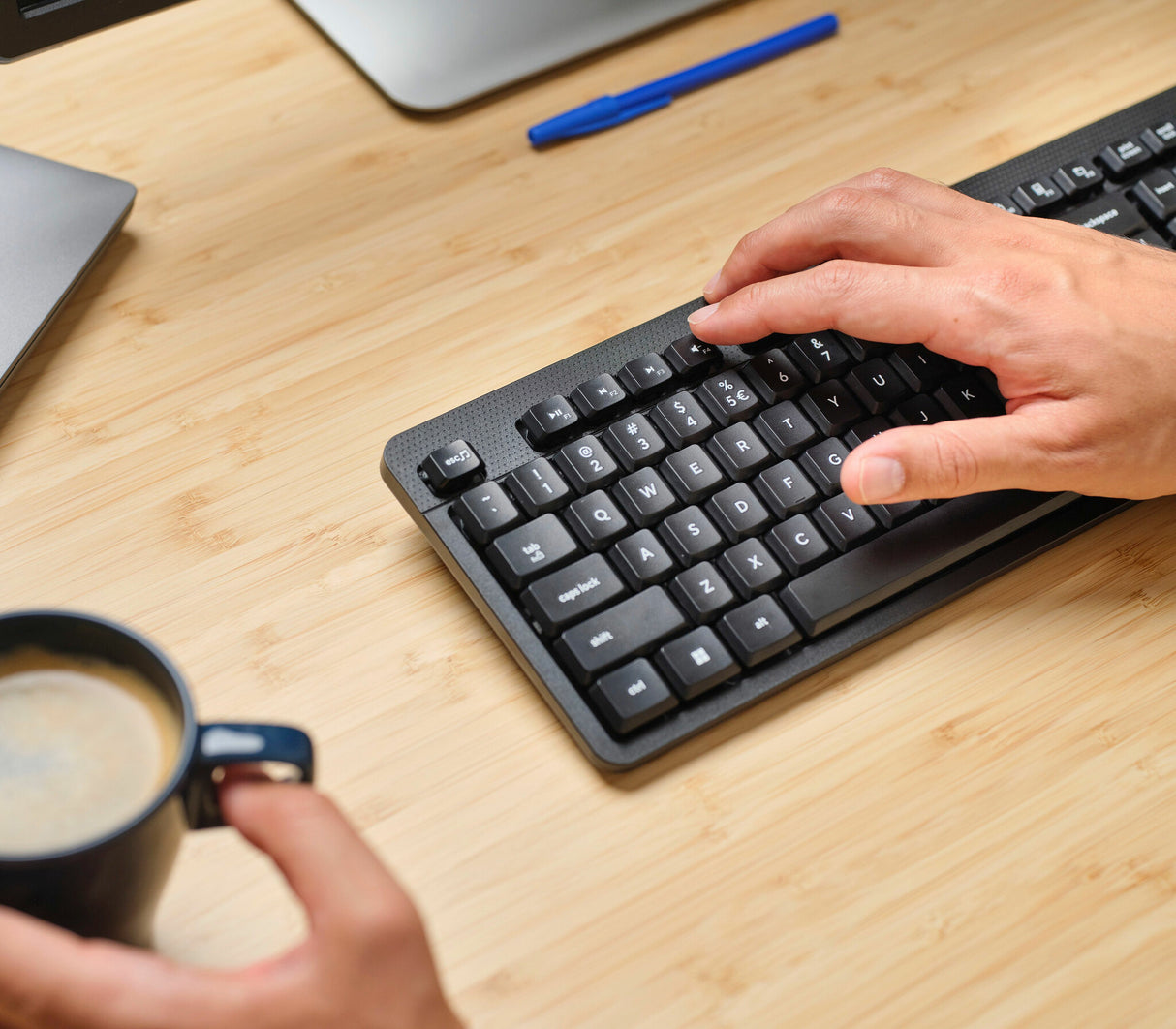 Trust Ody II keyboard Office RF Wireless QWERTY UK English Black