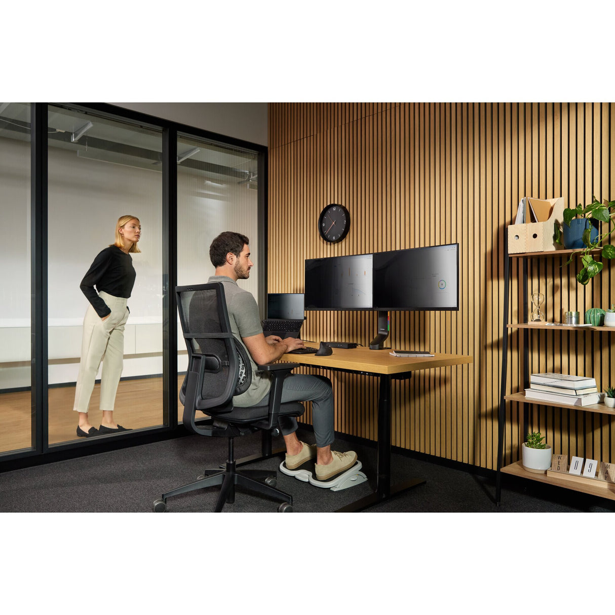Kensington SmartFit Conform Back Rest