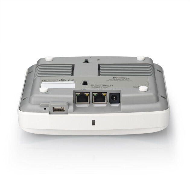 RUCKUS Networks 901-R550-WW00 wireless access point 1774 Mbit/s White Power over Ethernet (PoE)