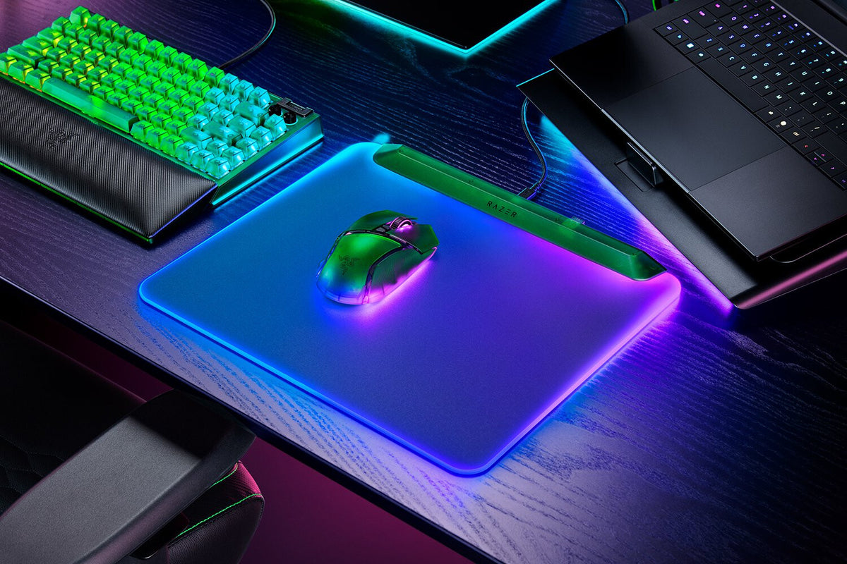 Razer Firefly V2 Pro Gaming mouse pad Green