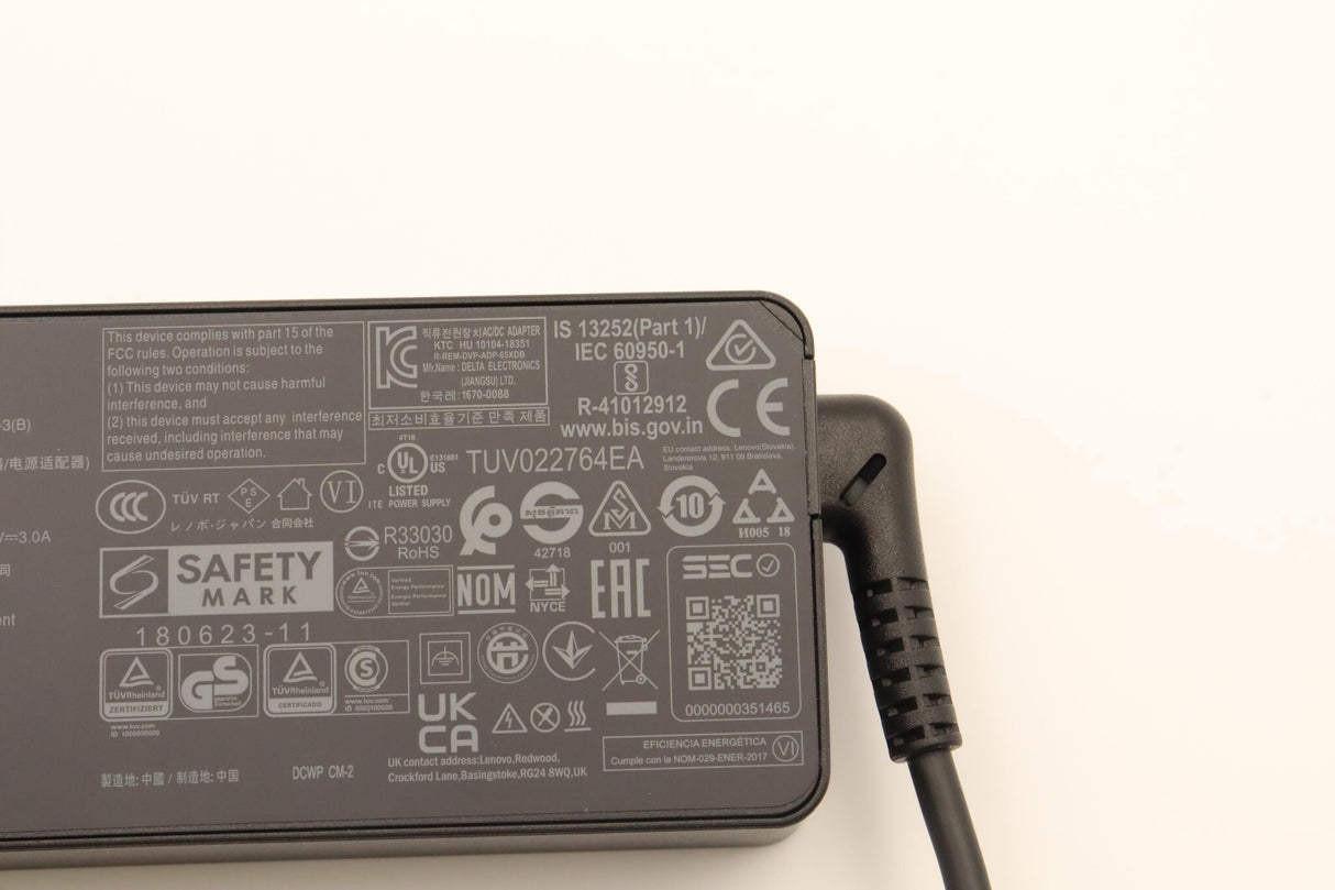 Lenovo 5A10W86250 power adapter/inverter Indoor 65 W Black