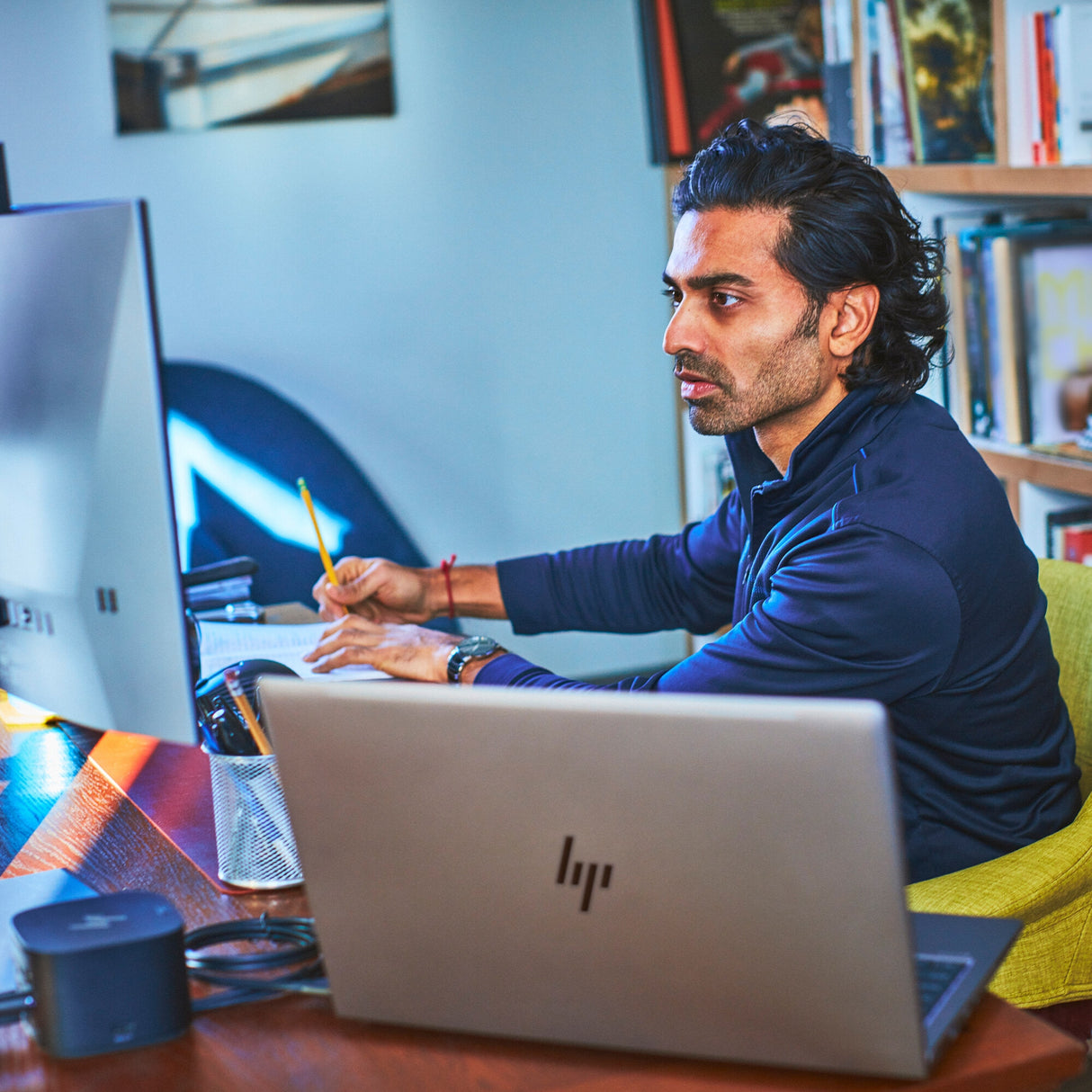 HP ZBook Power G10 Intel® Core™ i7 i7-13700H Mobile workstation 39.6 cm (15.6") Full HD 32 GB DDR5-SDRAM 1 TB SSD NVIDIA RTX A1000 Wi-Fi 6E (802.11ax) Windows 11 Pro Silver