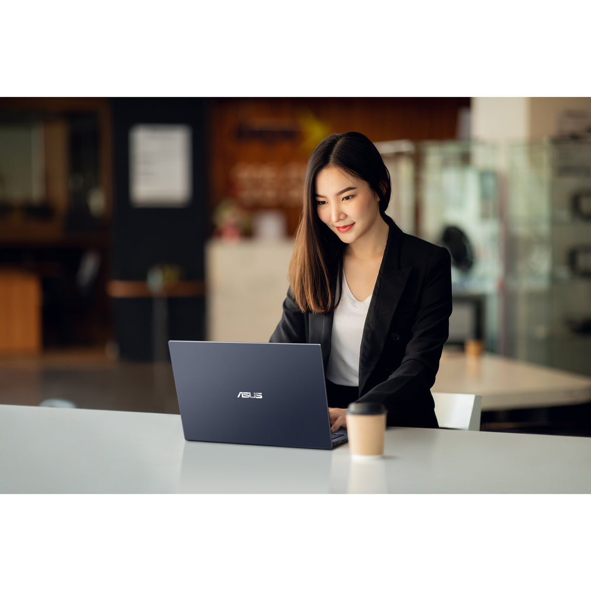 ASUS ExpertBook B1 B1402CBA-EBI5X Intel® Core™ i5 i5-1235U Laptop 35.6 cm (14") Full HD 8 GB DDR4-SDRAM 256 GB SSD Wi-Fi 6E (802.11ax) Windows 11 Pro Black