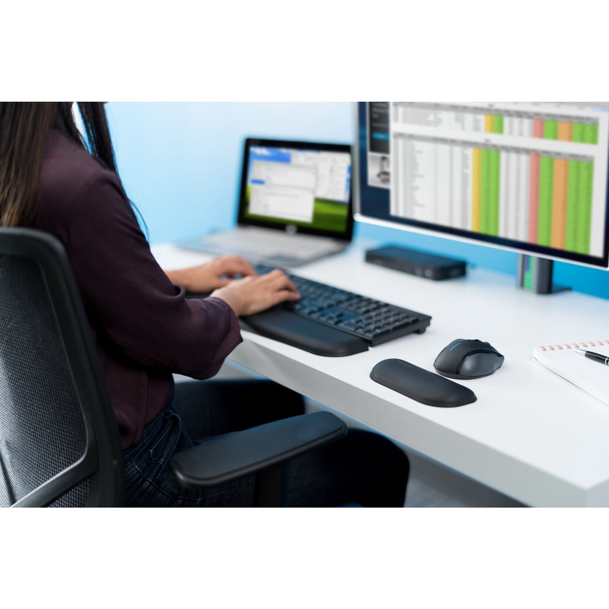 Kensington ErgoSoft Wrist Rest for Standard Keyboards