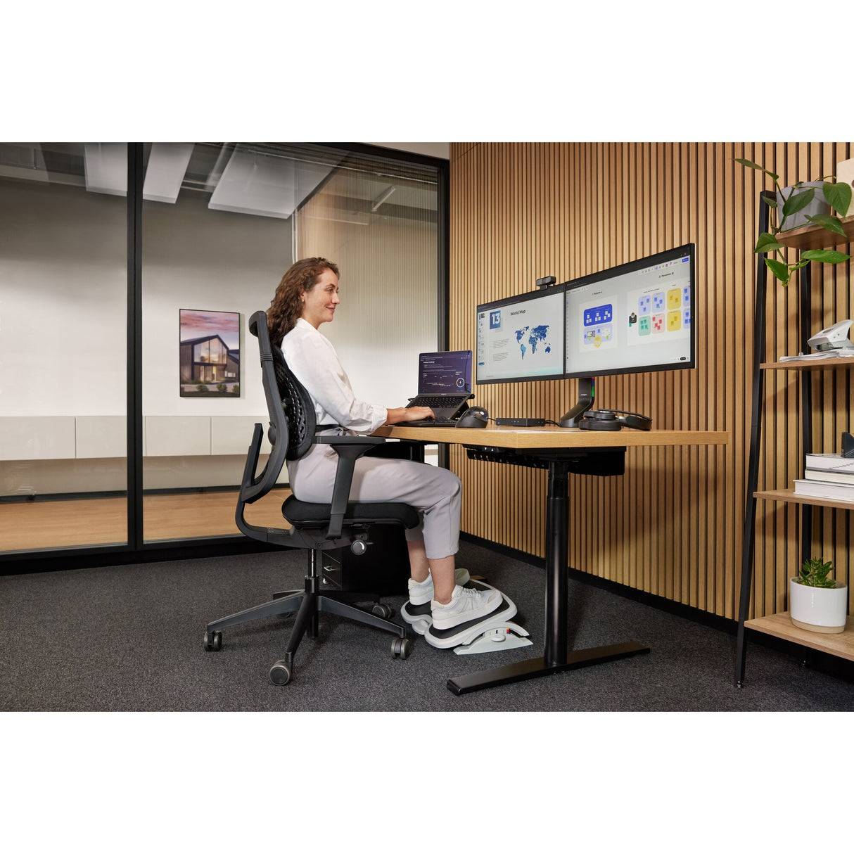 Kensington SmartFit Space-Saving Dual Monitor Arm