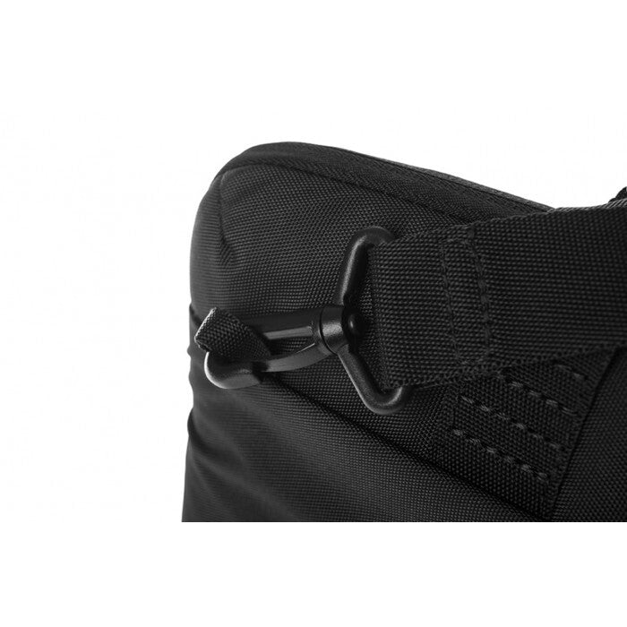 Tucano SMILZA MacBook Air 13" (before 2018), MacBook Pro 13" (2016-2020), MacBook Air 13" (2018-2020) MacBook Air 15" (2023), Laptop 14" Purse case super slim Black