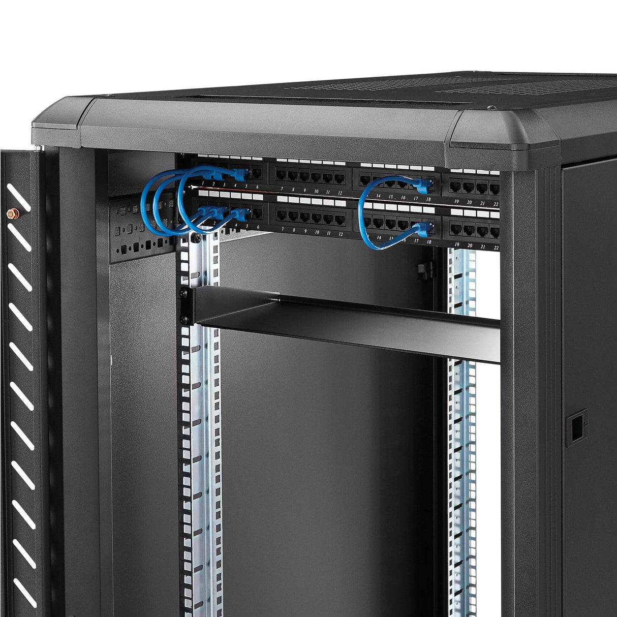 StarTech.com 1U Server Rack Shelf, Universal Rack Mount Cantilever Tray for 19" Network Equipment Rack/Cabinet, Heavy Duty Steel, Weight Capacity 33lb/15kg, 7in (18cm) Deep