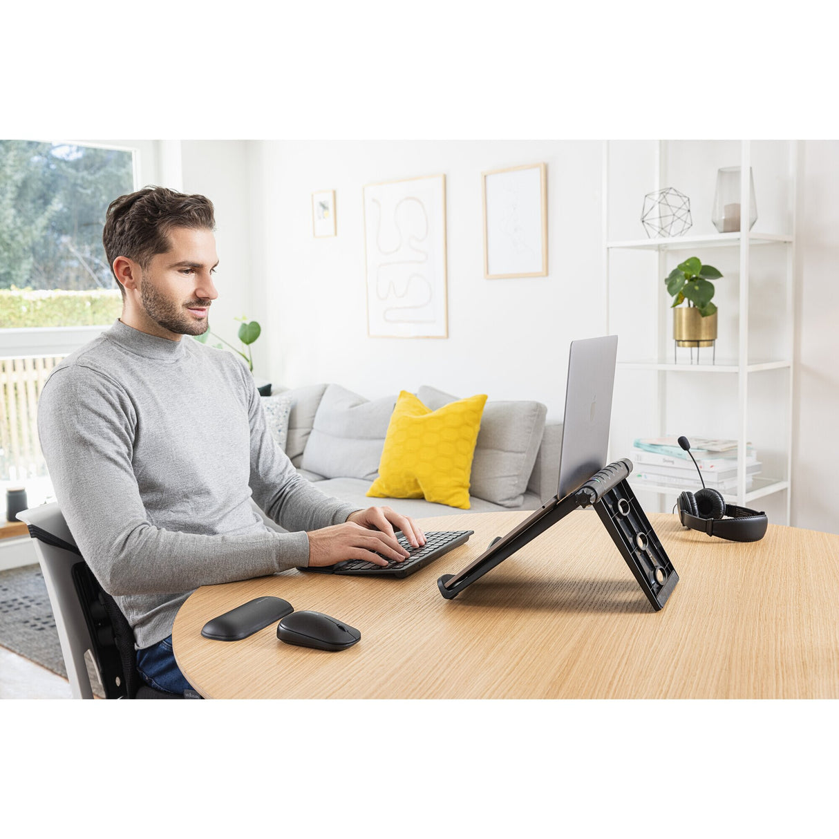 Kensington ErgoSoft Wrist Rest for Slim, Compact Keyboards