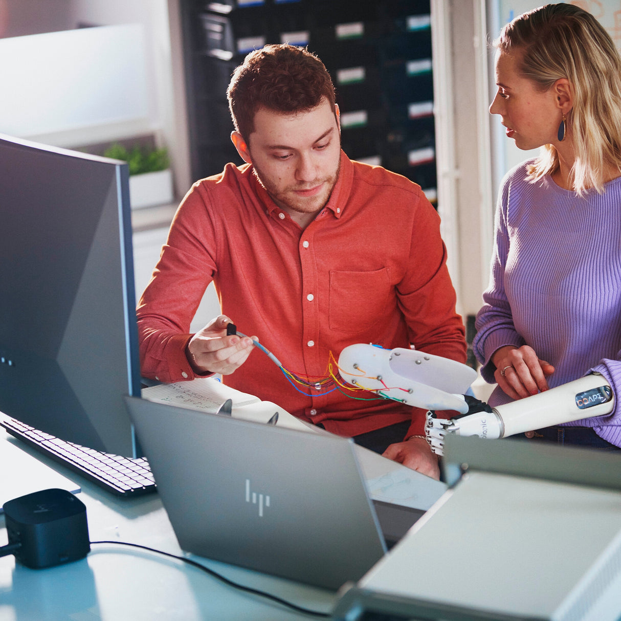 HP ZBook Firefly G10 Intel® Core™ i7 i7-1355U Mobile workstation 40.6 cm (16") WUXGA 16 GB DDR5-SDRAM 512 GB SSD NVIDIA RTX A500 Wi-Fi 6E (802.11ax) Windows 11 Pro Silver