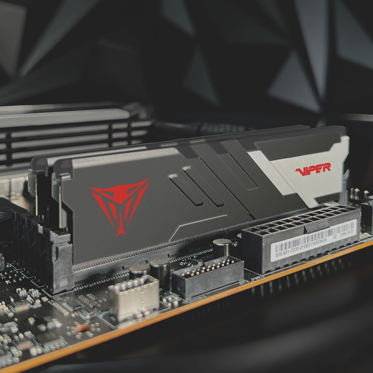 Patriot Memory Viper Venom PVV516G60C30 memory module 16 GB 1 x 16 GB DDR5 6000 MT/s 288-pin DIMM