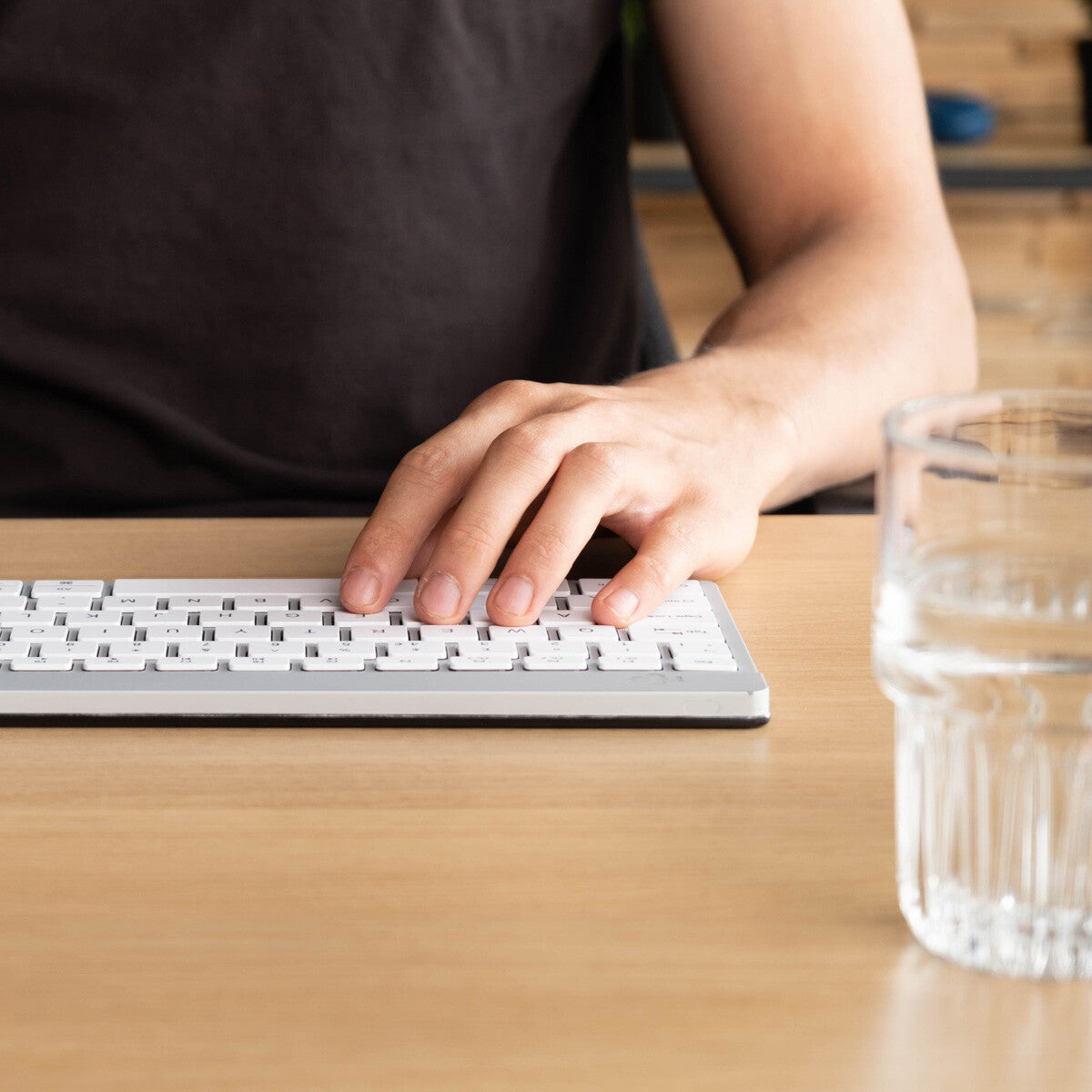 R-Go Tools Ergonomic keyboard R-Go Compact Break, compact keyboard with break software, QWERTY (UK), Bluetooth, white