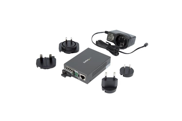 StarTech.com Multimode (MM) SC Fiber Media Converter for 10/100/1000 Network - 550m Range - Gigabit Ethernet - 850nm - Full Duplex