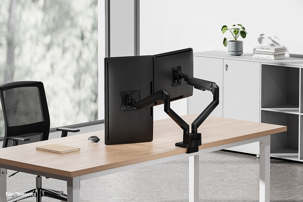 Neomounts DS70-250BL2 Monitor arm 17-32" - gas spring - Topfix - 180°-stop