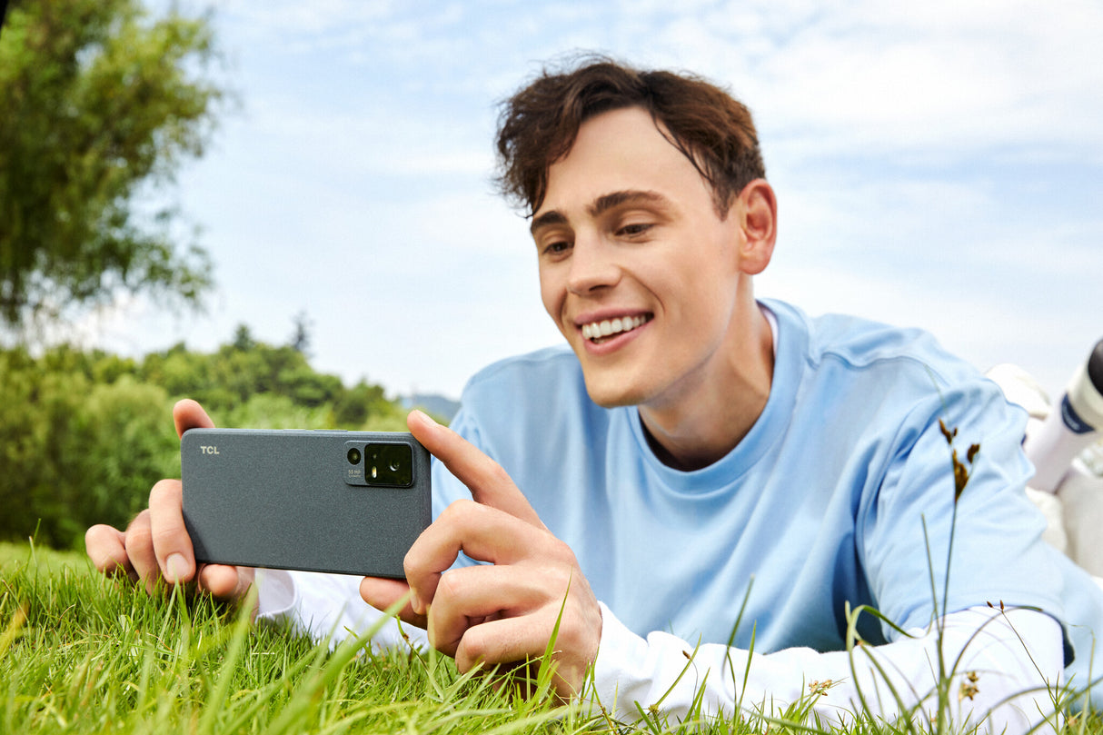 TCL 40 NXTPAPER 5G 16.8 cm (6.6") Hybrid Dual SIM Android 13 USB Type-C 6 GB 256 GB 5000 mAh Black
