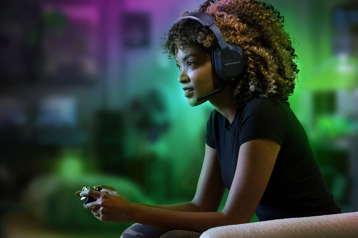 Turtle Beach Stealth 600 Black Wireless Multiplatform Gaming Headset with up to 80 hour Battery, 50mm Speakers and Bluetooth for Xbox Series X or S, Xbox One, PC, PS5, PS4 and Mobile