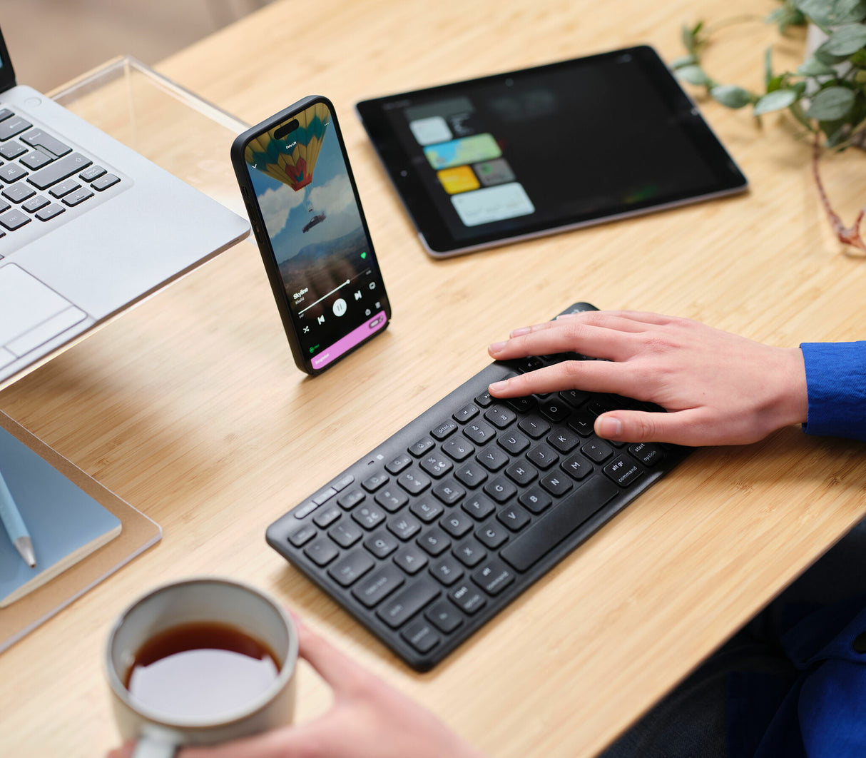 Trust Lyra keyboard Office USB + RF Wireless + Bluetooth QWERTY UK English Black