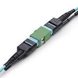 StarTech.com MPOSMAPCGNCOUPLER fibre optic adapter MPO/MTP 1 pc(s) Green