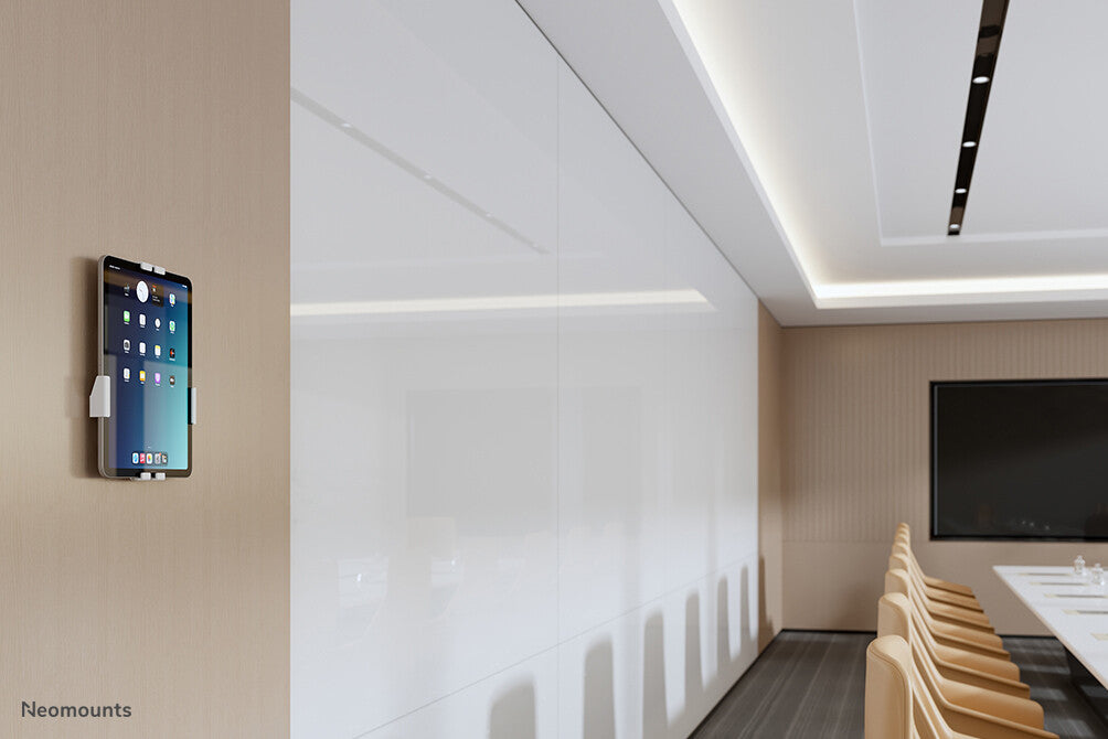 Neomounts WL15-625WH1 Tablet wall mount 7.9-11" - lockable - universal