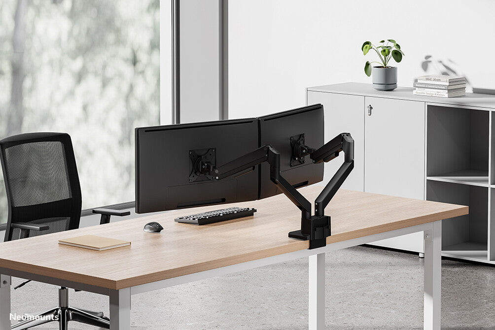 Neomounts DS70-250BL2 Monitor arm 17-32" - gas spring - Topfix - 180°-stop