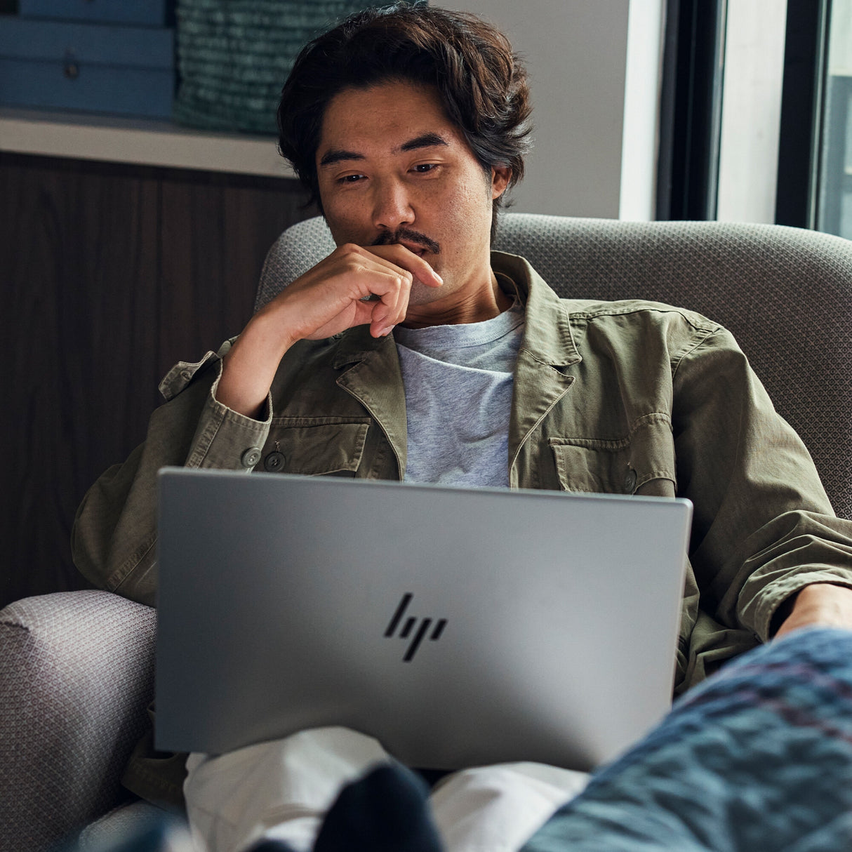 HP ENVY 17-cw0003na Intel® Core™ i5 i5-13500H Laptop 43.9 cm (17.3") Full HD 16 GB DDR4-SDRAM 512 GB SSD Wi-Fi 6E (802.11ax) Windows 11 Home Silver