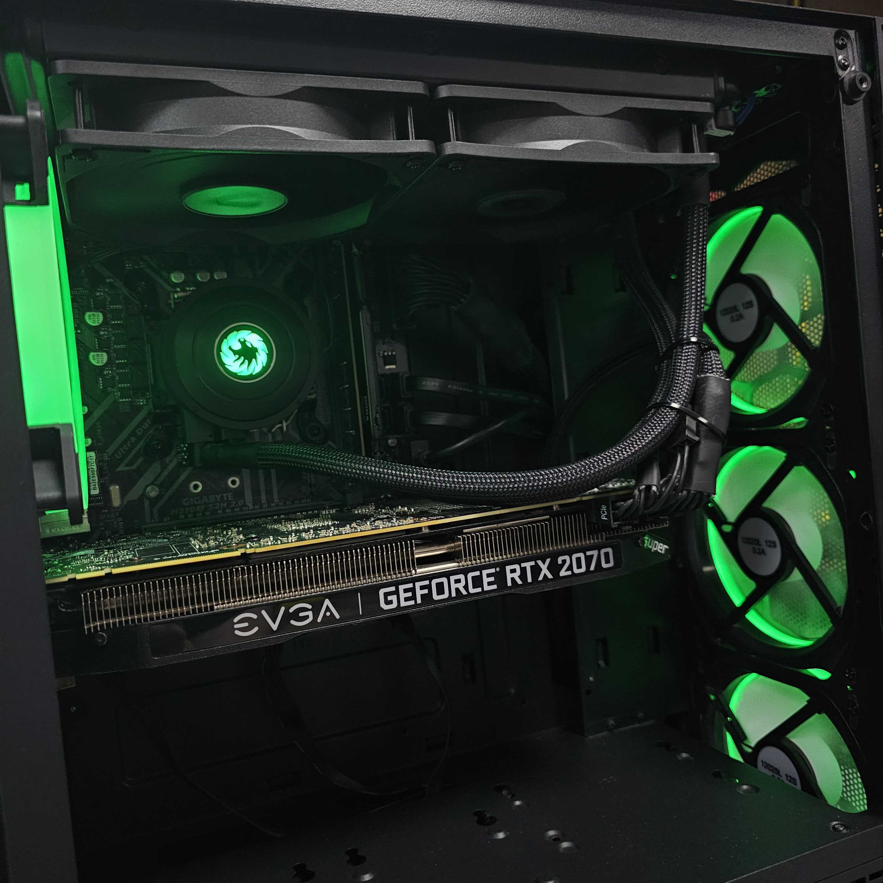 DCG Respawn - i9 9900KF, 32GB DDR4, RTX 2070 Super 8GB