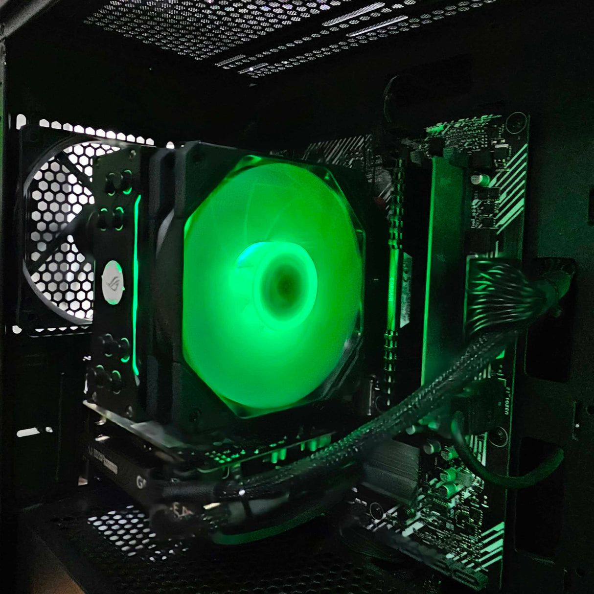 DCG Respawn - Ryzen 5500, 16GB DDR4, RTX 4060 8GB, 1TB SSD, Refurbished PC