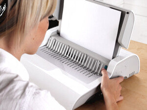 Fellowes Pulsar-E 300 Electric Comb Binder