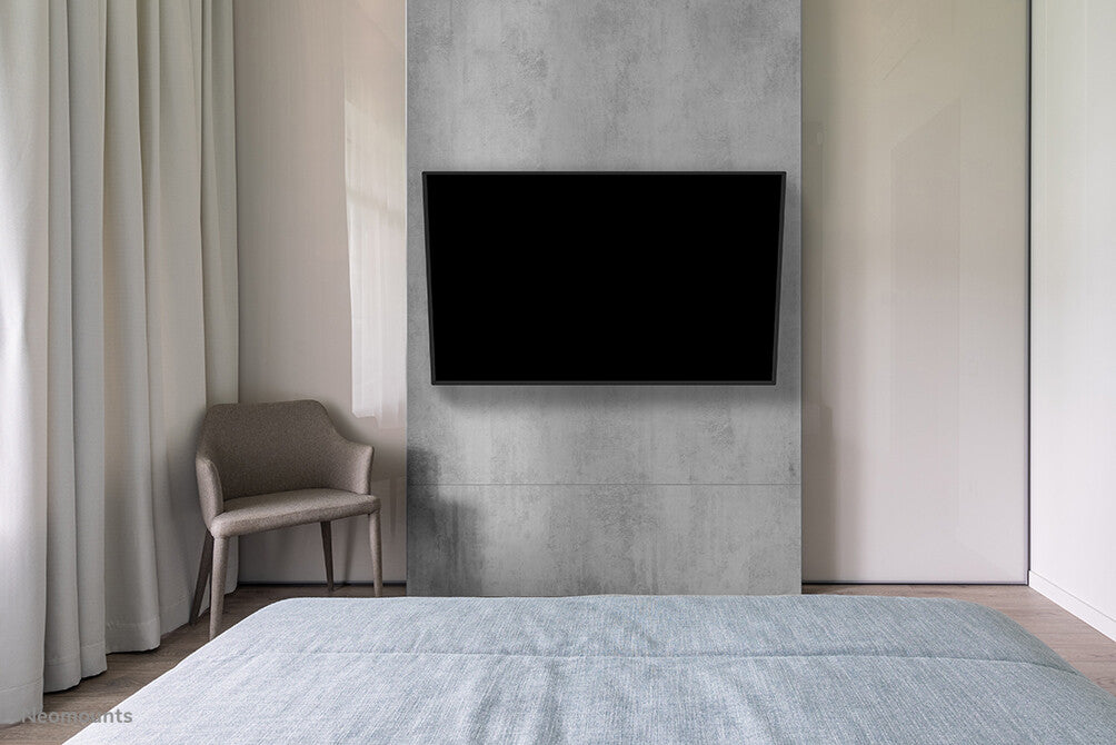Neomounts WL40-550BL18 TV mount wall 43-75" - full motion - easy install