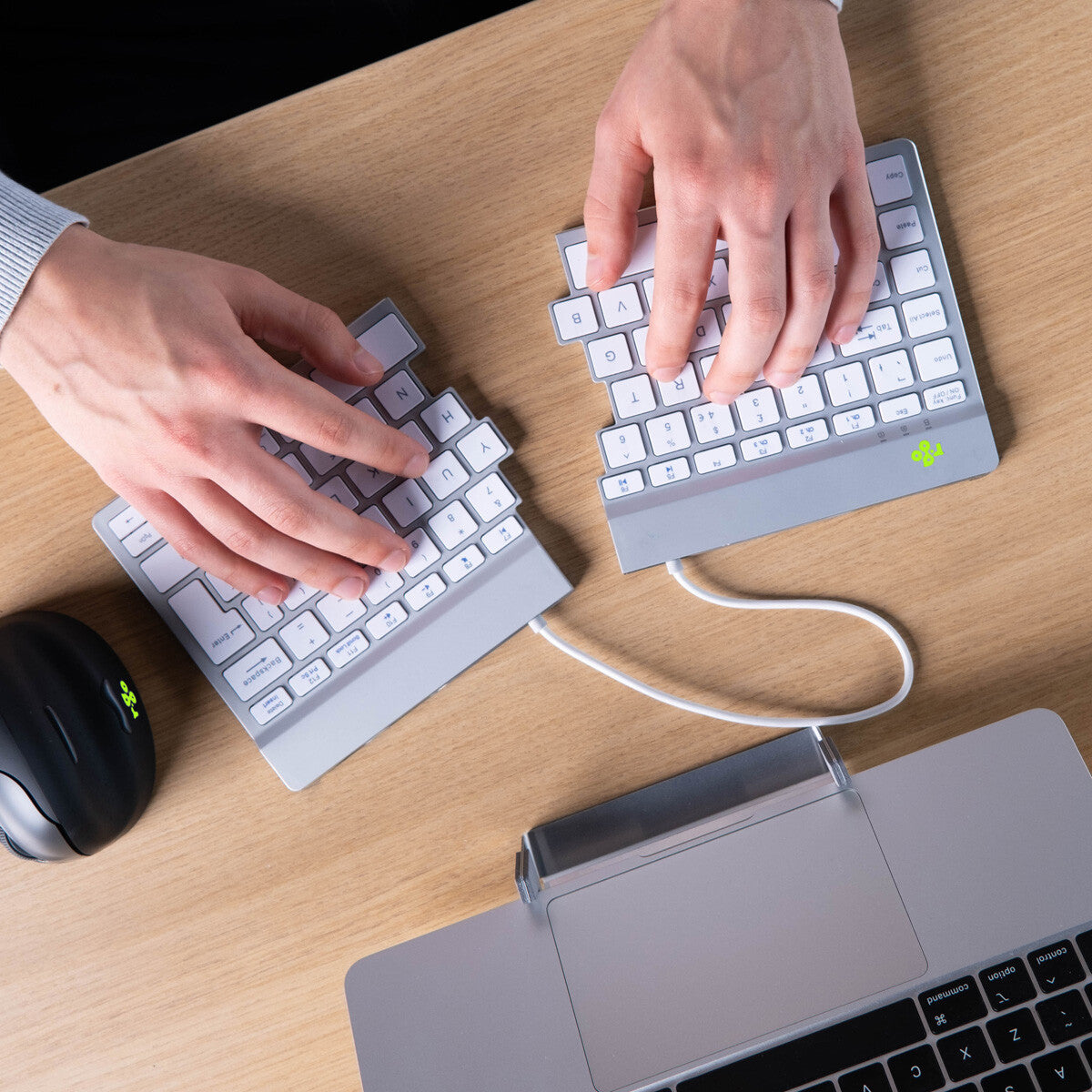 R-Go Tools Ergonomic keyboard R-Go Split Break with break software, ergonomic split keyboard, QWERTY (UK), Bluetooth, white