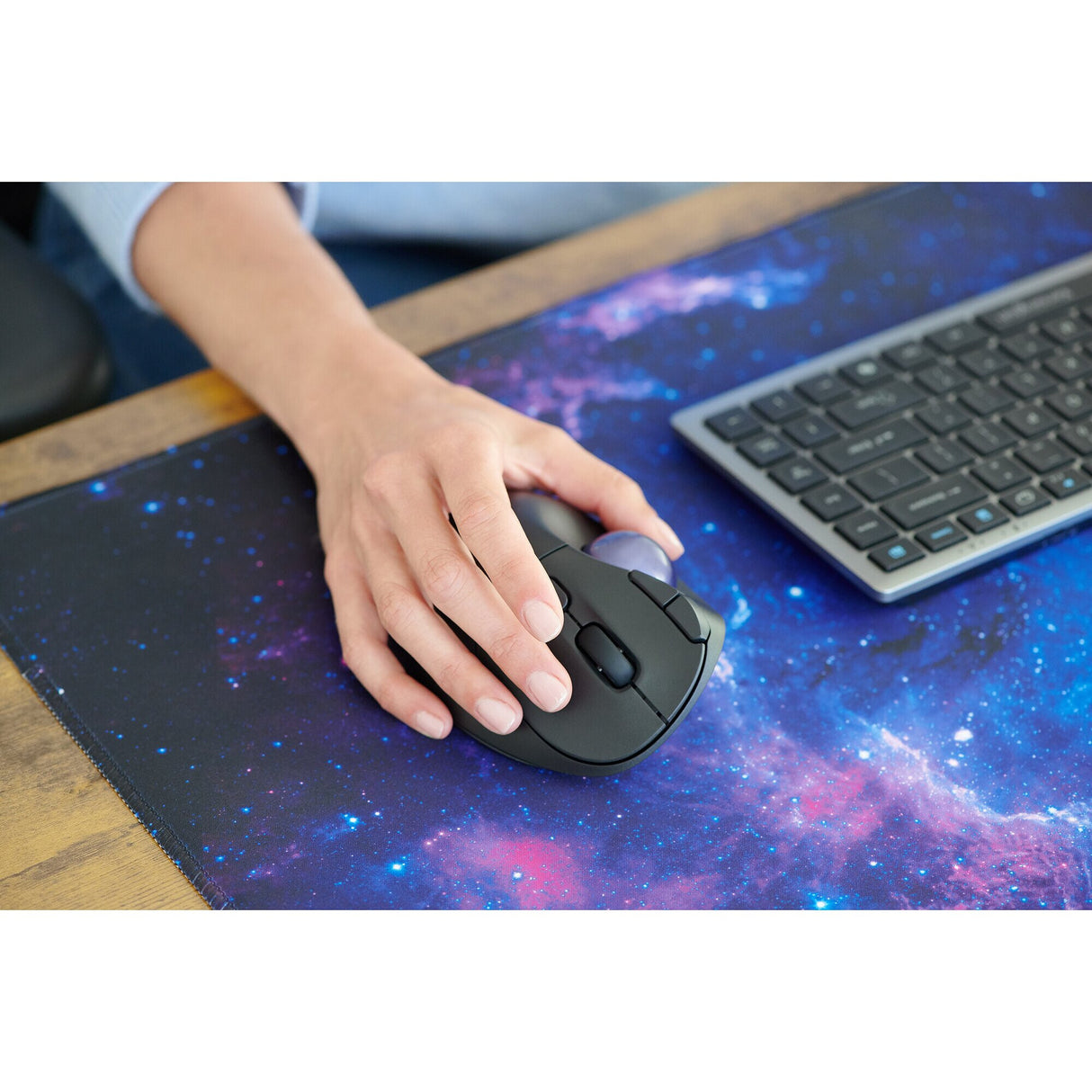 Kensington KB435 EQ Rechargeable Multi-Device Compact Keyboard