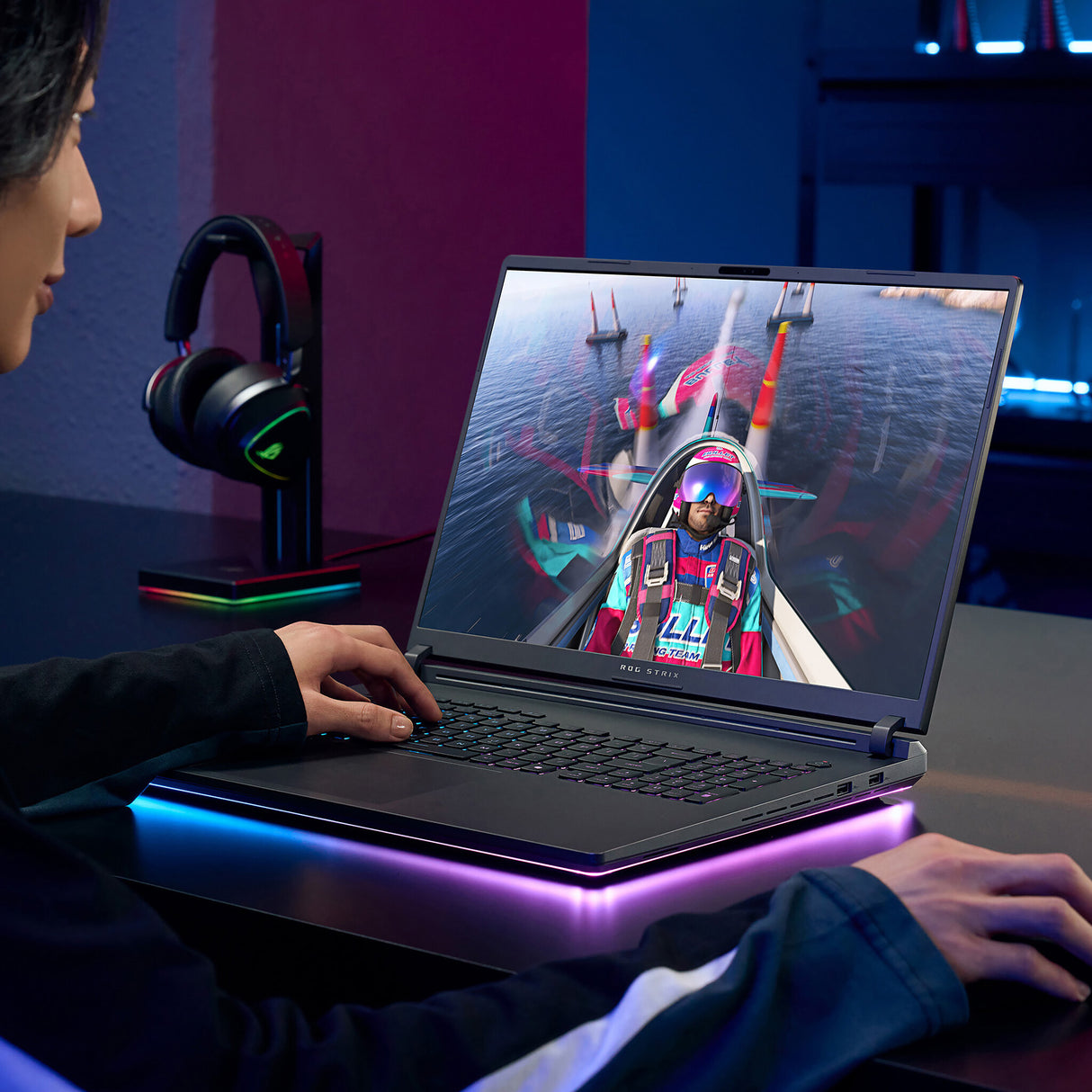 ASUS ROG Strix G18 G815LW-SA265W Intel Core Ultra 9 290HX Plus Laptop 45.7 cm (18") 2.5K 32 GB DDR5-SDRAM 2 TB SSD NVIDIA GeForce RTX 5080 Wi-Fi 7 (802.11be) Windows 11 Home Grey