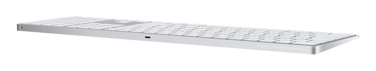 Apple Magic w/ Numeric Keypad keyboard Universal Bluetooth QWERTY UK English Silver, White