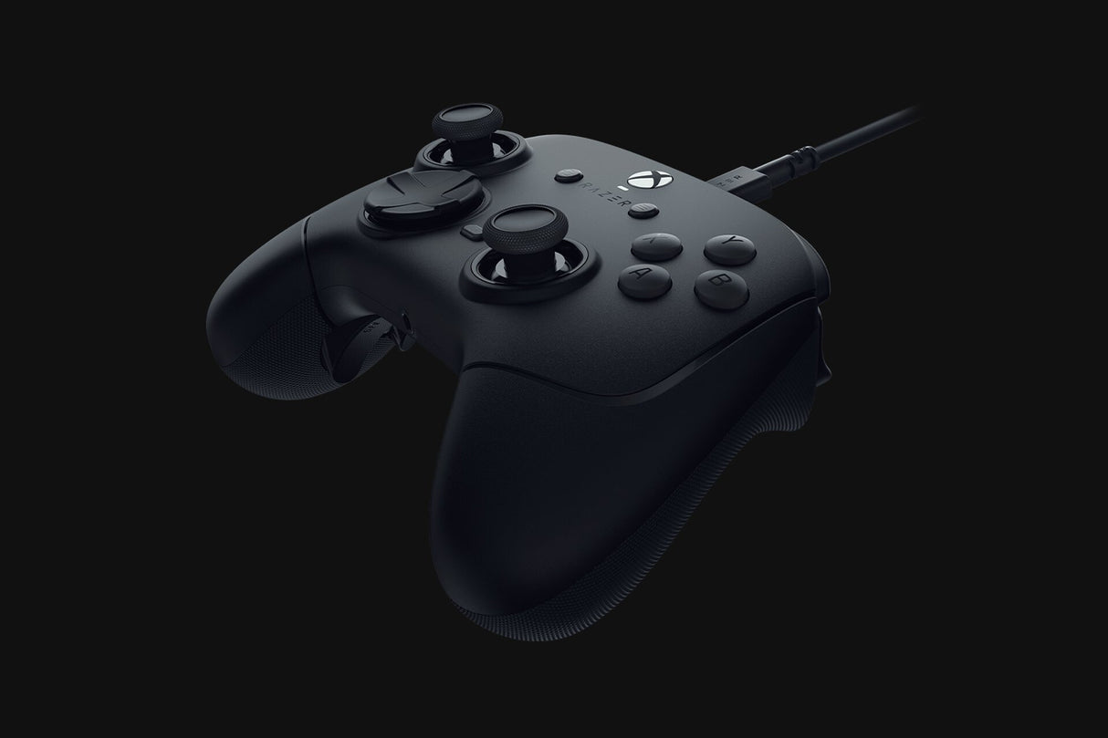 Razer Wolverine V3 Tournament Edition Black USB Gamepad Analogue PC, Xbox Series S, Xbox Series X