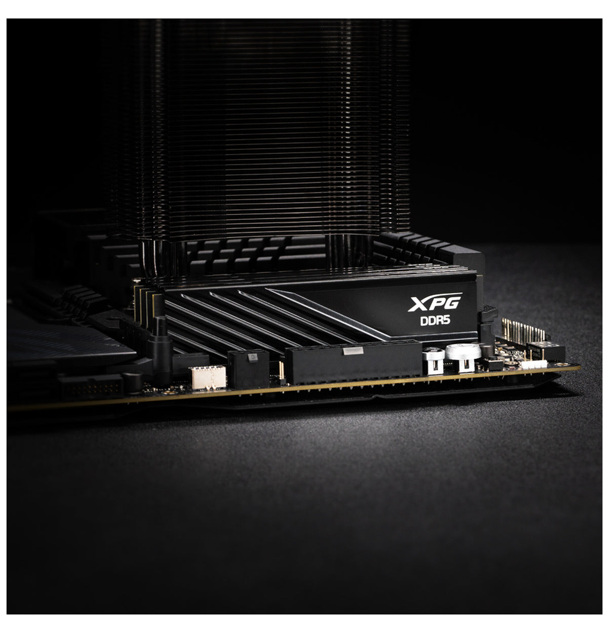 XPG LANCER BLADE memory module 32 GB 2 x 16 GB DDR5 288-pin DIMM